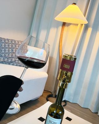 와인웨이터 당신은 별을 마시고있소, 크리비 와인 디스펜서 — 5점을 준 리뷰어가 2023년 1월 올린 사용 사진