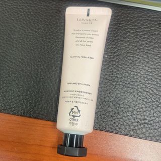 러브모아 향수 고체향수 승무원 고체향수 바르는 향수 니치향수 도손 우드세이지 앤 씨솔트 — 4점을 준 리뷰어가 2022년 10월 올린 사용 사진