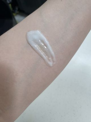 랑벨 수퍼내츄럴 아쿠아 수딩 크림 100ml — 5점을 준 리뷰어가 2022년 4월 올린 사용 사진