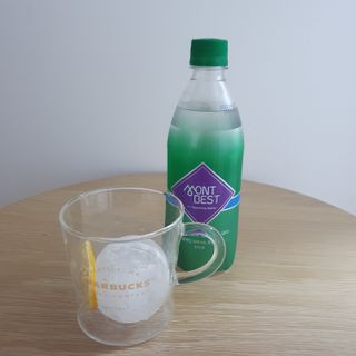 몽베스트 Montbest with Sparkling water Plain 20병 — 4점을 준 리뷰어가 2021년 11월 올린 사용 사진