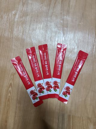 이너미인 석류 콜라겐 스틱 — 5점을 준 리뷰어가 2021년 1월 올린 사용 사진