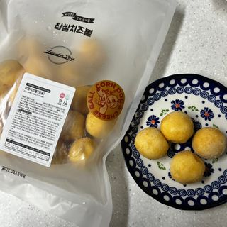 Dog&Ball 독앤볼 [Dog&Ball] 미니찹쌀볼도그 찹쌀치즈볼 — 5점을 준 리뷰어가 2021년 12월 올린 사용 사진
