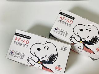 JHWORLD 스누피 마스크 정품 스누피 KF-AD 국내 비말차단 아동용 성인용 일회용 덴탈마스크 50매 — 4점을 준 리뷰어가 2021년 6월 올린 사용 사진