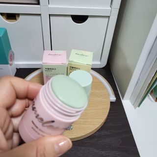 건강누리인터내셔날 카멜레오나 마스크 스틱팩 미네랄부스터 [2종 SET] 샤이닝라이즈(피부톤UP)/톡스릴리프(피부진정) — 5점을 준 리뷰어가 2022년 7월 올린 사용 사진