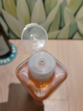 [바디셀런스] 속보습+사용감+향 모두 잡은 / 세라드린 속보습 핑크토너 300ml — 5점을 준 리뷰어가 2022년 3월 올린 사용 사진