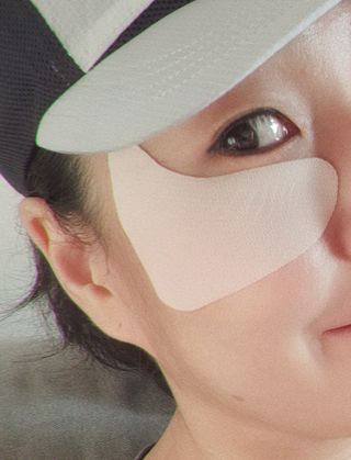 원에이드 알로에사포나리아 투명 골프패치 & 원에이드 하이드로겔 스포츠패치 — 5점을 준 리뷰어가 2022년 8월 올린 사용 사진