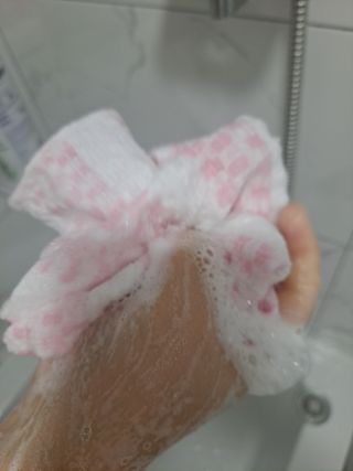 벨먼 내추럴스파 수분광채 스크럽 바디워시 600ml 5종 — 4점을 준 리뷰어가 2022년 5월 올린 사용 사진