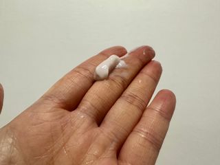 위시스 프리미엄 글루타치온  화이트닝 바디로션 — 4.5점을 준 리뷰어가 2023년 1월 올린 사용 사진