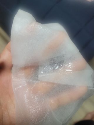 Dr.느루벗 느루벗 EGF FGF 스킨 리커버리 마스크 10장 — 5점을 준 리뷰어가 2021년 4월 올린 사용 사진
