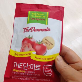 제이제이바이오 더단마토 프리미엄주스 100ml 30팩입 - 무설탕 스테비아 토마토즙 — 4점을 준 리뷰어가 2022년 1월 올린 사용 사진