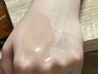 스킨큐어 산다화 비타민c 화이트닝 에센스 30ml — 5점을 준 리뷰어가 2023년 9월 올린 사용 사진