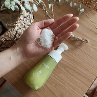 [후르디아] 아보카도 약산성 비건 여성 청결제 — 3.5점을 준 리뷰어가 2022년 3월 올린 사용 사진