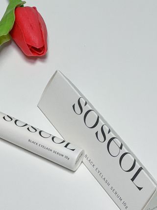 더소설 소설 블랙아이래쉬 세럼 10g(SOSEOL BLACK EYELASH SERUM 10g) — 4.5점을 준 리뷰어가 2024년 3월 올린 사용 사진