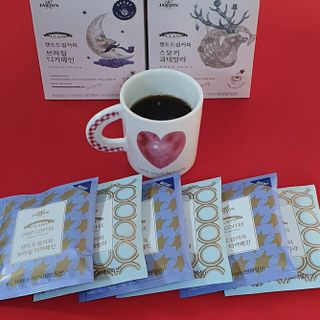 (주)쟈뎅 쟈뎅 클래스 핸드 드립 커피 10P 2종_디카페인 1종+랜덤 플레이버 1종 — 5점을 준 리뷰어가 2021년 4월 올린 사용 사진