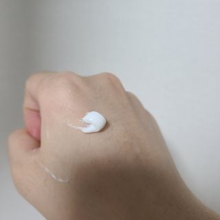 [위켄더스] 끈적임 없이 수분감을 채워주는 핸드& 바디로션 1종 랜덤발송 — 3점을 준 리뷰어가 2022년 5월 올린 사용 사진