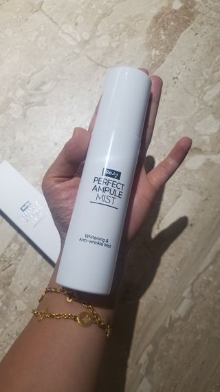 리생 [Re생] 퍼팩트 앰플 이중 기능성 미스트 100ml  피부미백 주름개선 = 총 2개 200ml 증정 — 4점을 준 리뷰어가 2021년 9월 올린 사용 사진