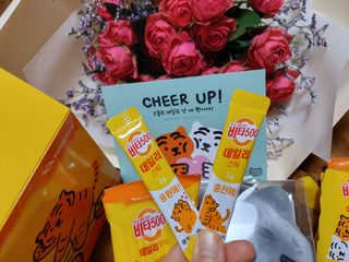 광동생활건강 [광동] 비타500데일리스틱 수능 패키지 (70+굿즈) 뚱랑이 수능엽서+쇼핑백 — 5점을 준 리뷰어가 2022년 11월 올린 사용 사진