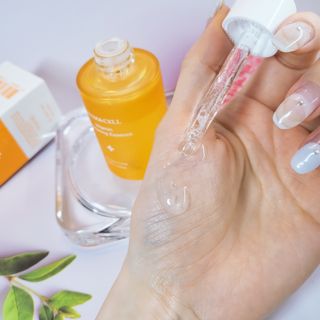 체르엠 스템앤셀 비타민 브라이트닝 에센스 30ml 1개 — 5점을 준 리뷰어가 2022년 3월 올린 사용 사진