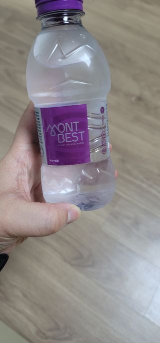 몽베스트 [MONTBEST] 330mL 20병 — 5점을 준 리뷰어가 2021년 12월 올린 사용 사진