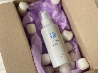 AYU25[아유트웬티파이브] 피부건강에 꼭 필요한 pH 약산성 와일드 로즈토너 — 5점을 준 리뷰어가 2021년 5월 올린 사용 사진