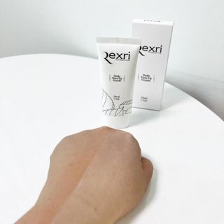렉스리 데일리 톤업 크림 Rexri Daily Tone Up Cream — 5점을 준 리뷰어가 2022년 9월 올린 사용 사진