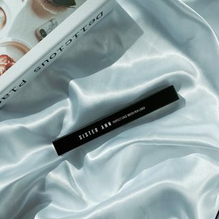 씨스터앤 퍼펙트 엣지 브러쉬 펜 라이너 2종 택 1 — 5점을 준 리뷰어가 2022년 2월 올린 사용 사진