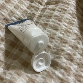 더마포레스트 마데카소사이드 리페어 크림,  모이스처라이징 아쿠아크림 — 5점을 준 리뷰어가 2021년 8월 올린 사용 사진