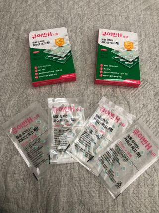 [큐어반H 스팟] 자외선 99프로 차단되는 스틱타입 스팟밴드(1팩 / 66매입) — 5점을 준 리뷰어가 2022년 11월 올린 사용 사진