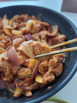 (주)마니커 마니커 닭고기 덧살구이 2종(올리브소금&핫칠리) [냉동 500g] — 5점을 준 리뷰어가 2022년 12월 올린 사용 사진