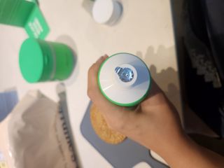 나우 [리브엠] 화해 1등 각질 클렌저! 시카좀 카밍 딥 클렌징 폼 — 5점을 준 리뷰어가 2024년 11월 올린 사용 사진