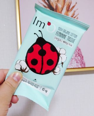 아임오 페미닌워시 150ML + 페미닌티슈6입 + 아임오스티커 + 쿠폰북 — 5점을 준 리뷰어가 2021년 10월 올린 사용 사진