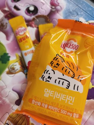 광동생활건강 [광동] 비타 500 데일리 스틱 VB, VC를 함유한 멀티비타민 30포+30포 — 5점을 준 리뷰어가 2022년 7월 올린 사용 사진