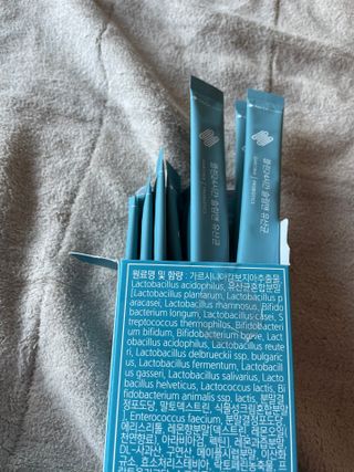 클린24시간 슬림앤유산균 1박스 (3.5g X 15포) — 5점을 준 리뷰어가 2022년 11월 올린 사용 사진