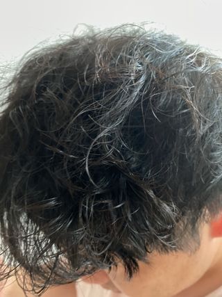 [갸스비] 곱슬 머리부터 파마까지 남자의 컬을 위한 갸스비 컬크림 — 5점을 준 리뷰어가 2021년 5월 올린 사용 사진