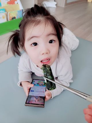 [해림맛김] 들기름에 구운 바삭바삭 김 4종 세트 + 1종 랜덤발송 총5개입 — 5점을 준 리뷰어가 2021년 2월 올린 사용 사진