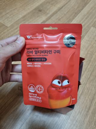 [푸름웰니스] 라바 멀티비타민 구미 36g — 5점을 준 리뷰어가 2022년 2월 올린 사용 사진