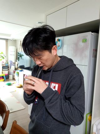 짜먹는 이지견과 짜먹는 이지아몬드, 짜먹는 이지허니피넛, 짜먹는 이지캐슈넛 각 10g X  10포 — 5점을 준 리뷰어가 2021년 2월 올린 사용 사진
