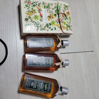 체코 비건화장품 마뉴팍투라 향좋은 천연 맥주샴푸 — 5점을 준 리뷰어가 2022년 5월 올린 사용 사진