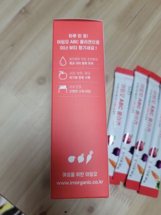 아임오 ABC 콜라겐 젤리 14포 — 5점을 준 리뷰어가 2021년 10월 올린 사용 사진