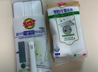 3M 스카치브라이트 재활용 PET 정전기청소포 대형 30매 (막대걸레 증정) — 5점을 준 리뷰어가 2023년 5월 올린 사용 사진