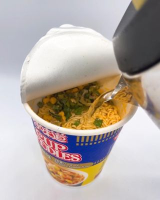 NISSIN 닛신 컵누들  4종 - 씨푸드오리지날, 씨푸드 스파이시, 씨푸드 커리, 씨푸드 XO소스 — 5점을 준 리뷰어가 2022년 3월 올린 사용 사진