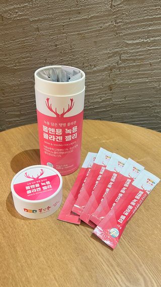 [몸엔용] 녹용 담은 탱탱 콜라겐 녹용 콜라겐 젤리 15g x 20포 — 5점을 준 리뷰어가 2022년 4월 올린 사용 사진