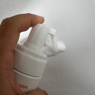 MF프리 [닥터문] 유산균 락토케어 질경초 여성청결제 200ml (폼타입) — 5점을 준 리뷰어가 2022년 7월 올린 사용 사진