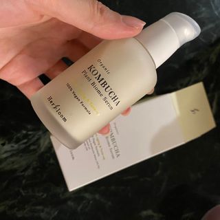 허블룸 콤부차 플랜트바이옴 비건 세럼 & 베지비타민앰플 — 5점을 준 리뷰어가 2021년 3월 올린 사용 사진
