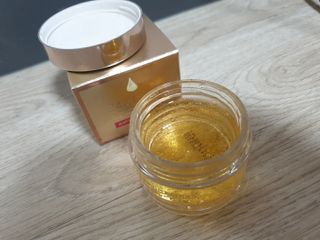 아이앤립 / EYENLIP 아이앤립 24K 골드 N 펩타이드 앰플 크림 — 5점을 준 리뷰어가 2021년 3월 올린 사용 사진
