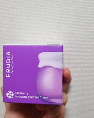 [후르디아] 72시간 블루베리 속살 수분크림 — 5점을 준 리뷰어가 2021년 5월 올린 사용 사진