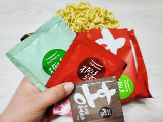 [풀무원] 자연은맛있다 정면, 백면, 홍면  세트 — 5점을 준 리뷰어가 2021년 4월 올린 사용 사진