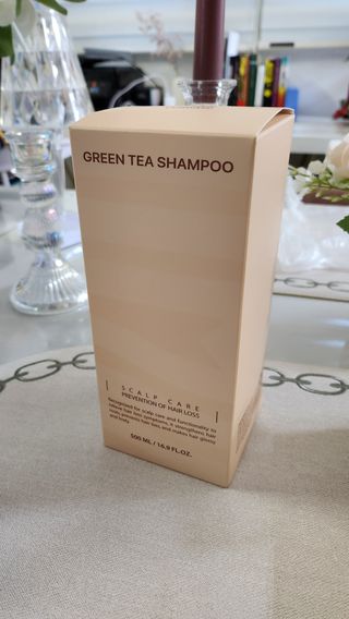 프리마인 더이상 뻣뻣하고 효과없는 탈모샴푸는 NO. 근본부터 케어하는 셀베이스 그린티샴푸(500ml) — 5점을 준 리뷰어가 2023년 4월 올린 사용 사진