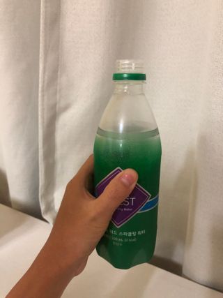 몽베스트 Montbest with Sparkling water Plain 20병 — 5점을 준 리뷰어가 2021년 11월 올린 사용 사진
