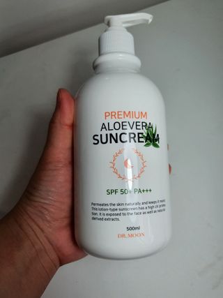 [닥터문] 프리미엄 알로에베라 선크림 500ml — 5점을 준 리뷰어가 2022년 6월 올린 사용 사진